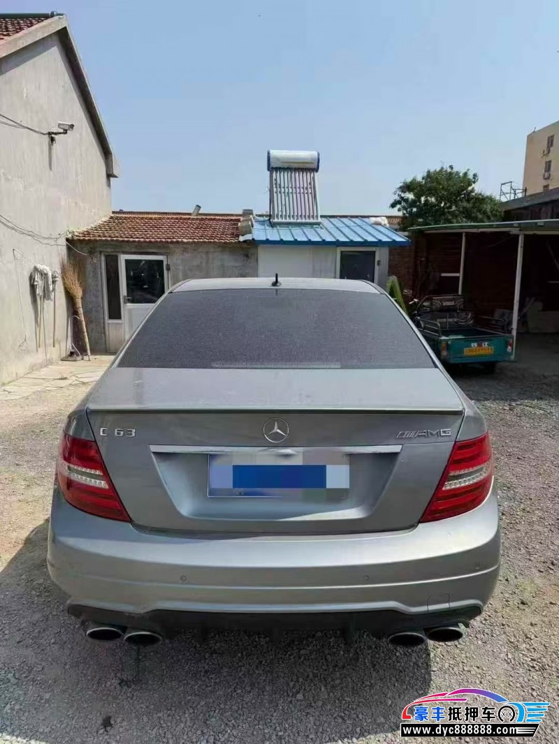 14年奔驰C轿车抵押车出售