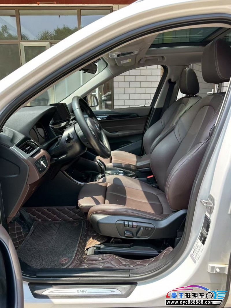 20年宝马X1轿车抵押车出售