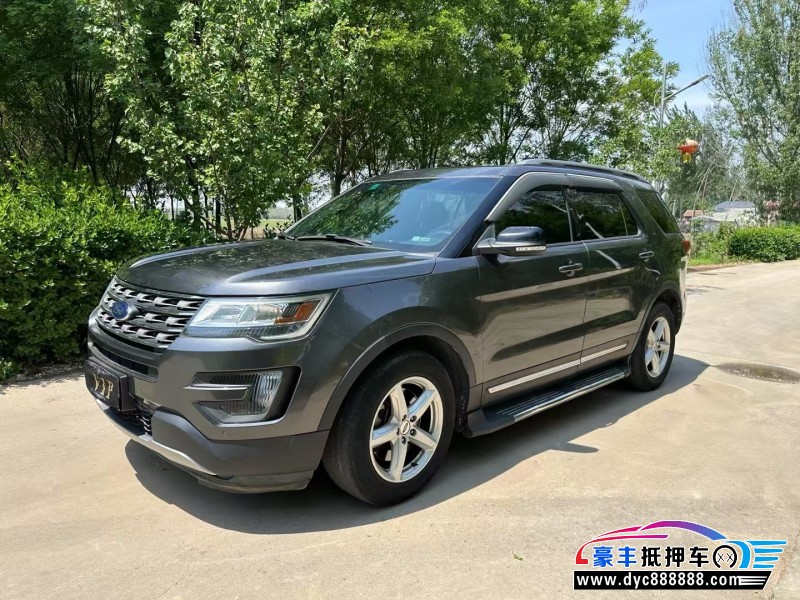 16年福特探险者轿车抵押车出售