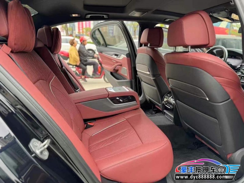 23年宝马5系轿车抵押车出售