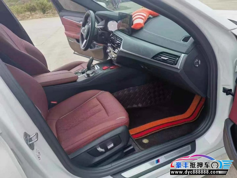 23年宝马5系轿车抵押车出售