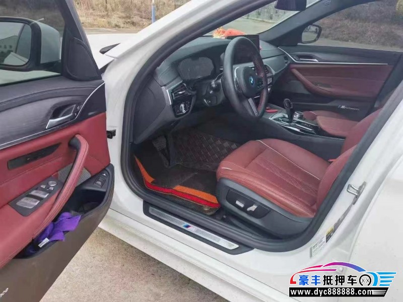 23年宝马5系轿车抵押车出售