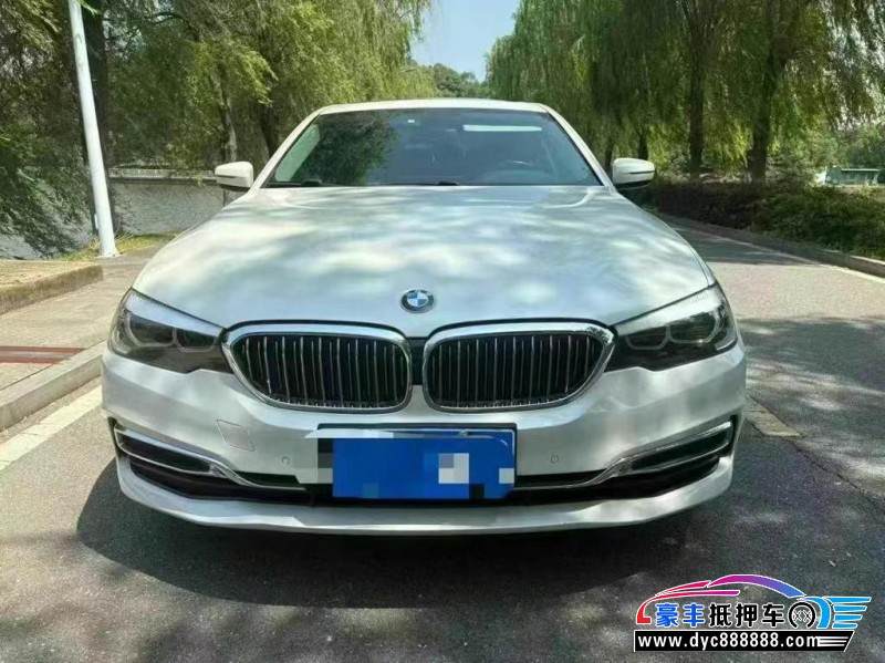 20年宝马5系轿车抵押车出售