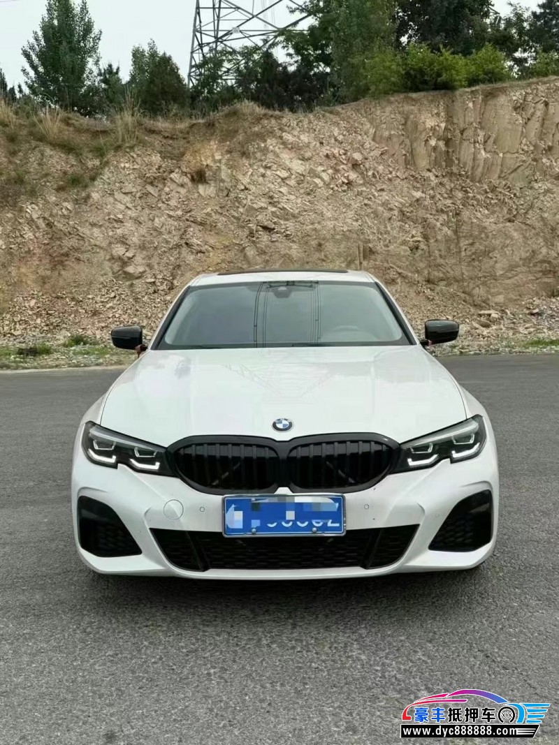 21年宝马3系轿车抵押车出售