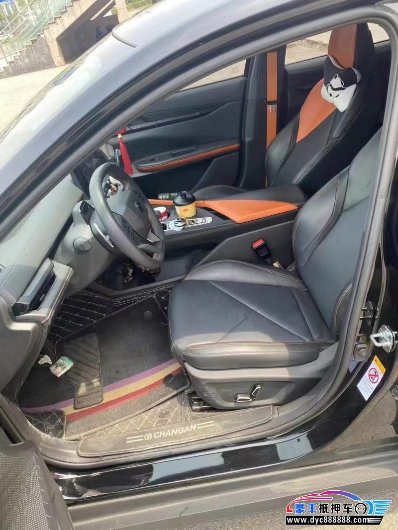 24年长安长安UNI轿车抵押车出售