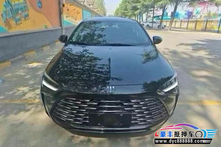 抵押车出售24年别克君威轿车