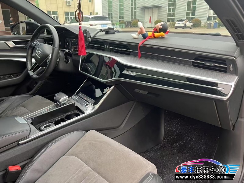 20年奥迪A6L轿车抵押车出售