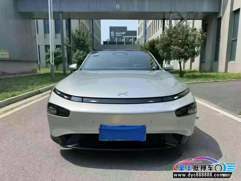 抵押车出售25年小鹏汽车P7轿车