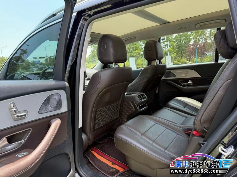 21年奔驰GLS轿车抵押车出售