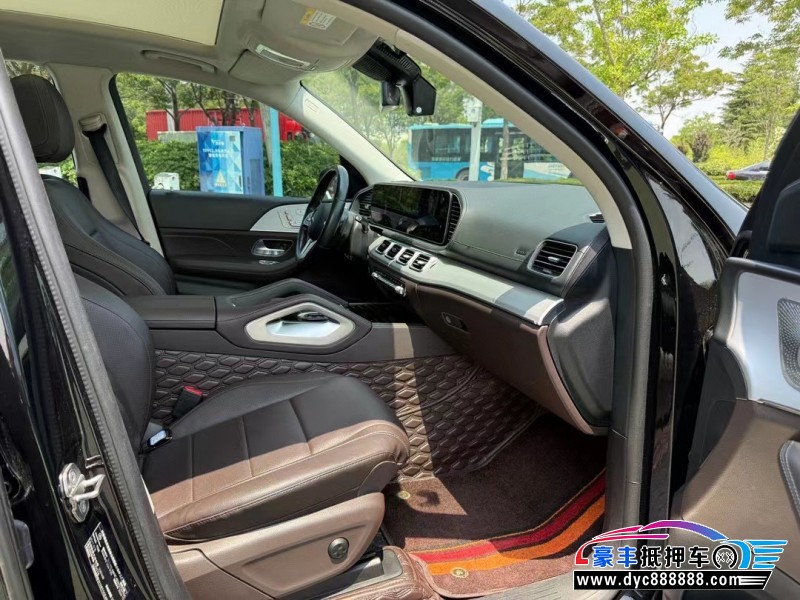 21年奔驰GLS轿车抵押车出售