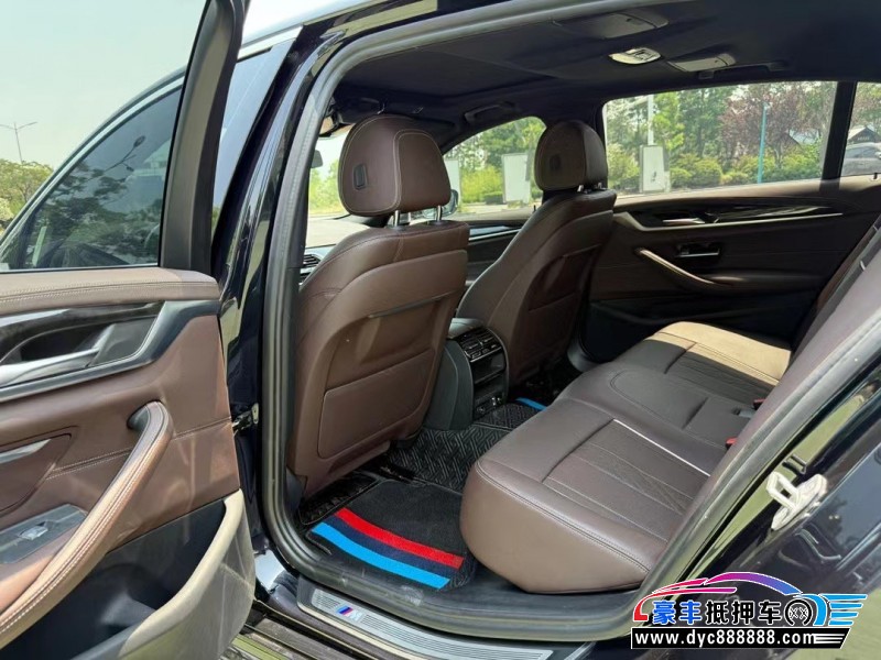 22年宝马5系轿车抵押车出售