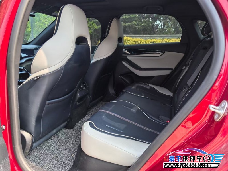 22年比亚迪秦轿车抵押车出售