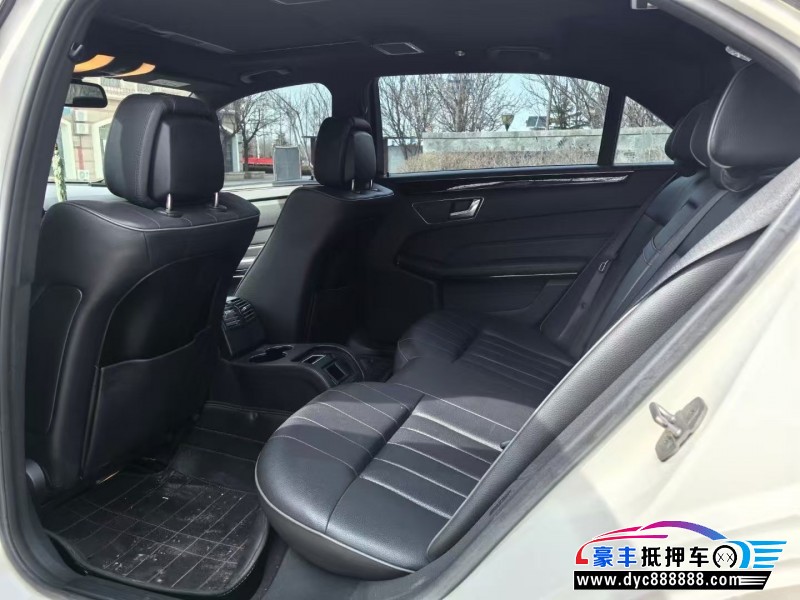 15年奔驰E轿车抵押车出售