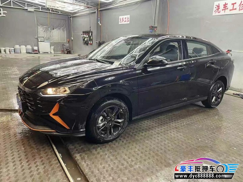 25年东风风神奕炫轿车抵押车出售