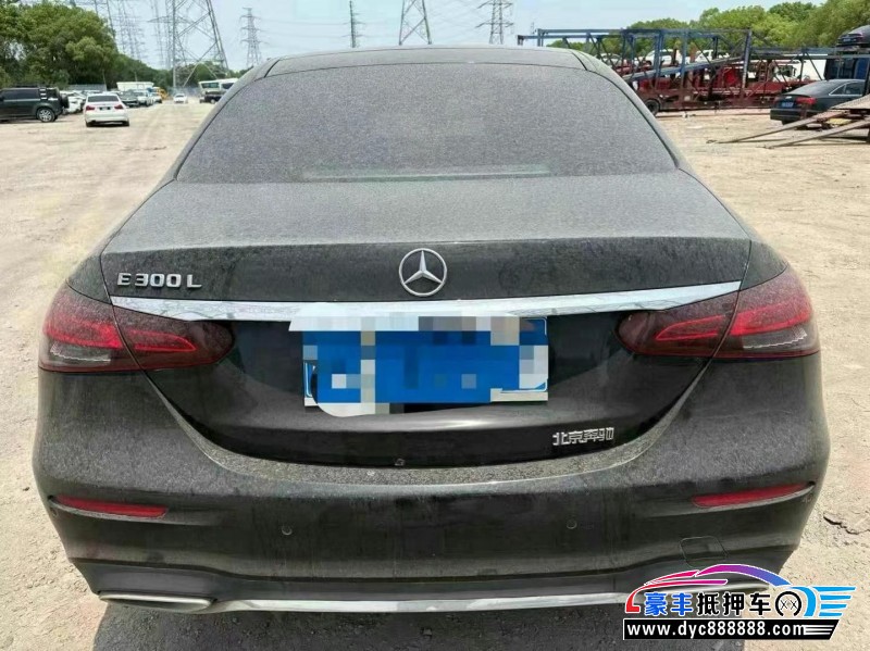 20年奔驰E轿车抵押车出售