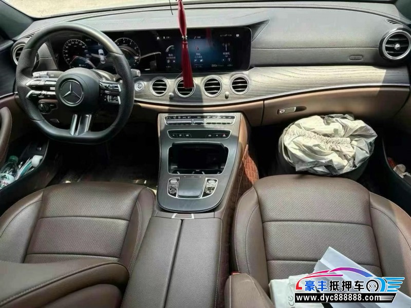 20年奔驰E轿车抵押车出售