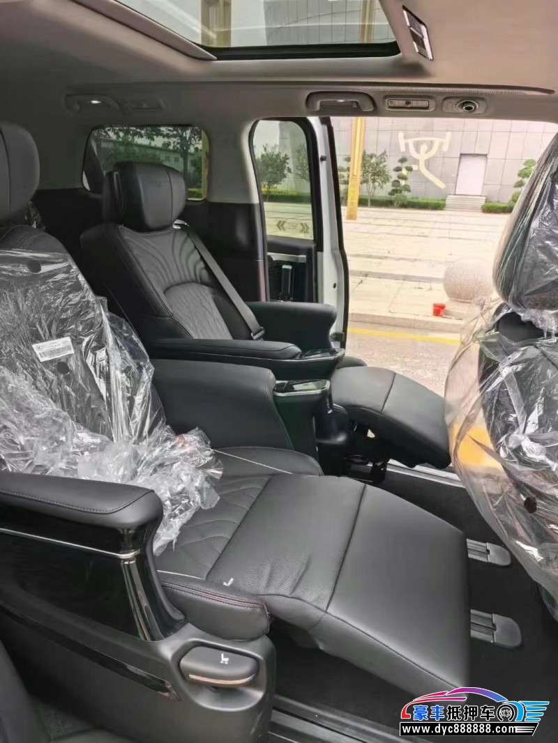 25年传祺M8轿车抵押车出售