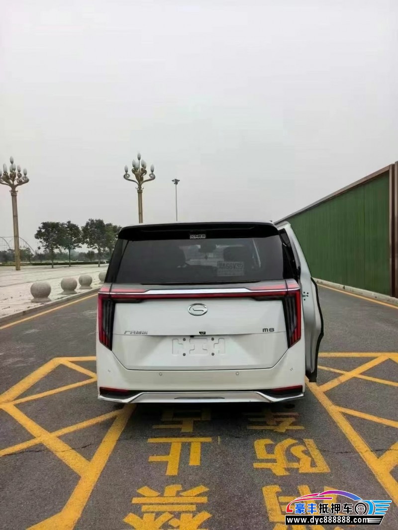 25年传祺M8轿车抵押车出售