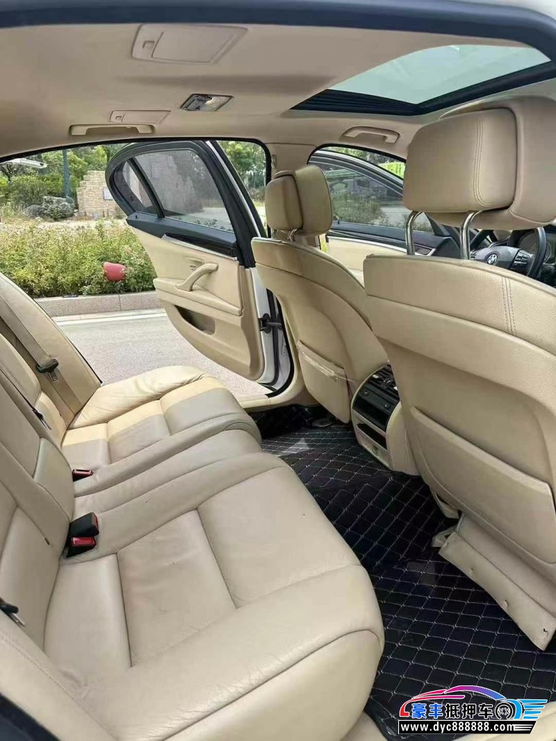 12年宝马5系轿车抵押车出售