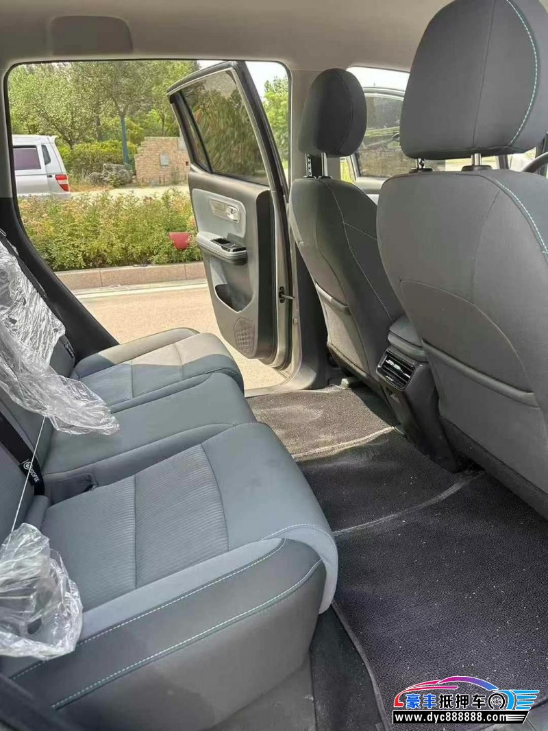 24年埃安Y70轿车抵押车出售