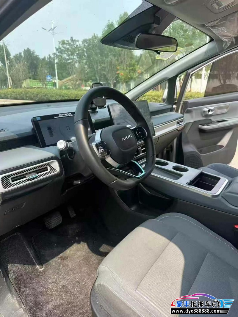 24年埃安Y70轿车抵押车出售