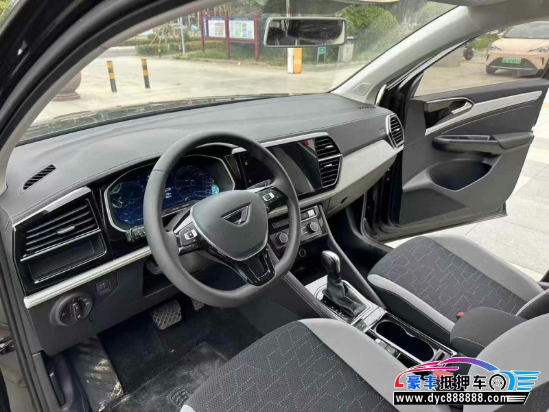 25年大众捷达轿车抵押车出售