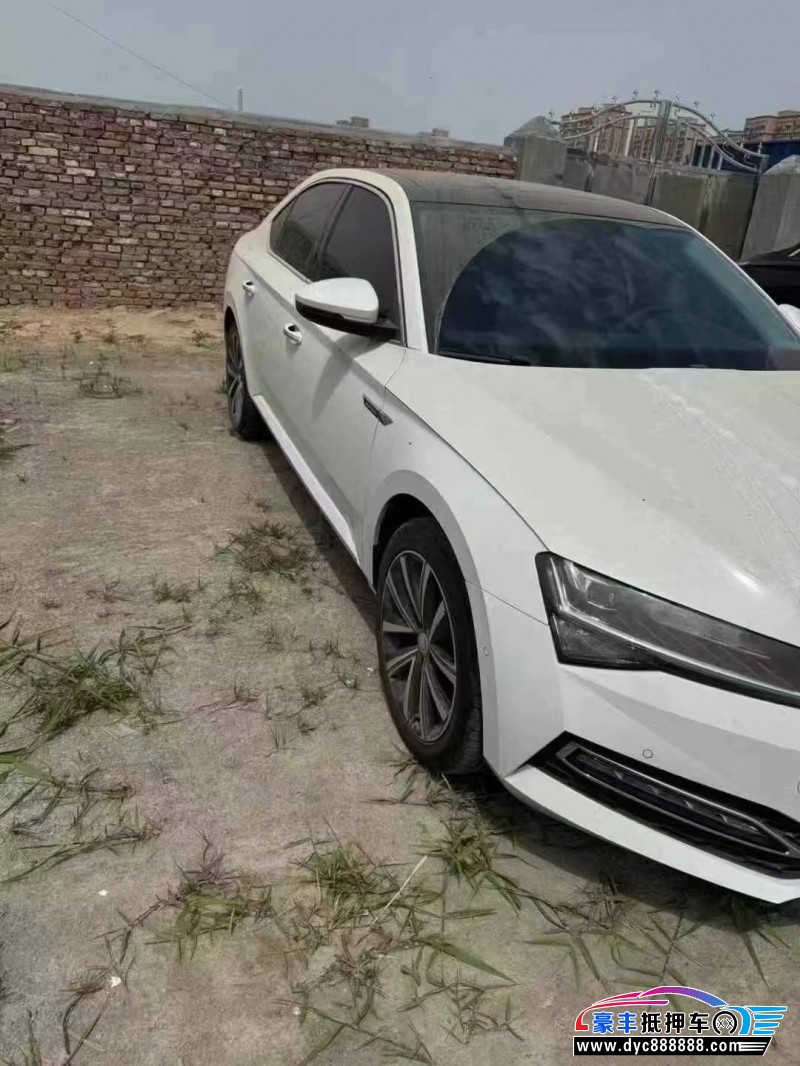 24年斯柯达速派轿车抵押车出售