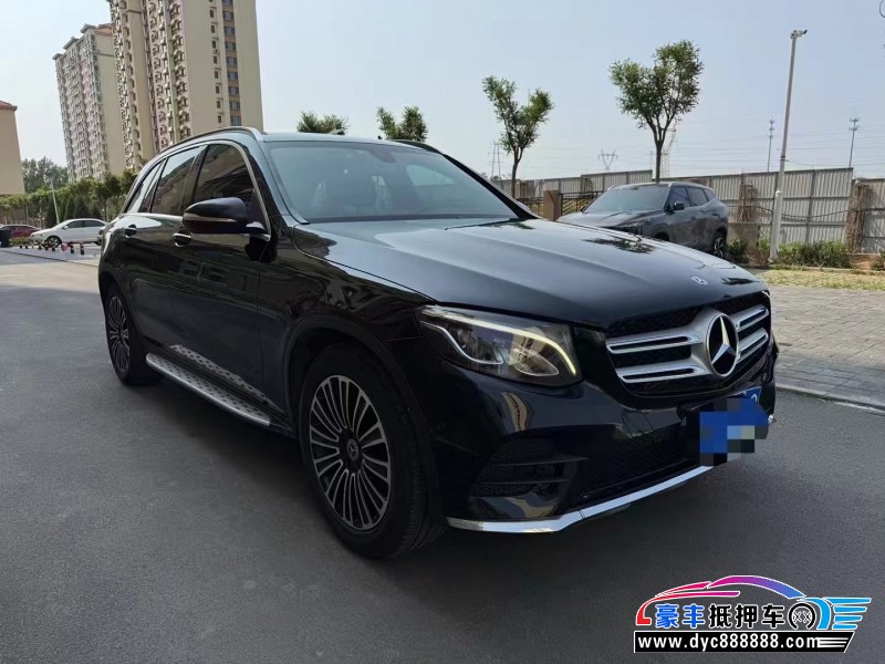 19年奔驰GLC轿车抵押车出售
