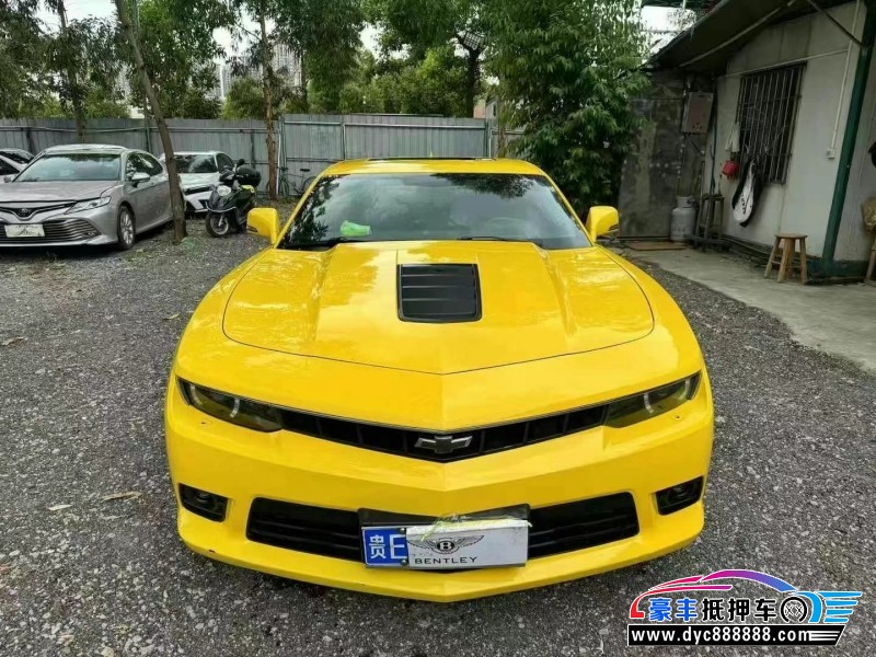 16年雪佛兰科迈罗轿车抵押车出售