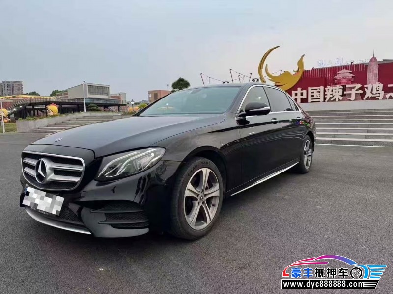 18年奔驰E轿车抵押车出售