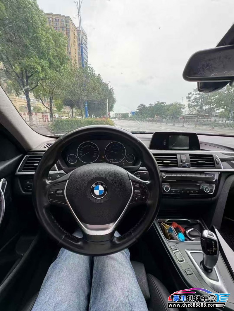 18年宝马3系轿车抵押车出售