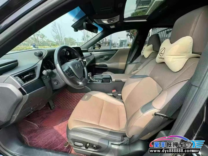 22年雷克萨斯ES轿车抵押车出售