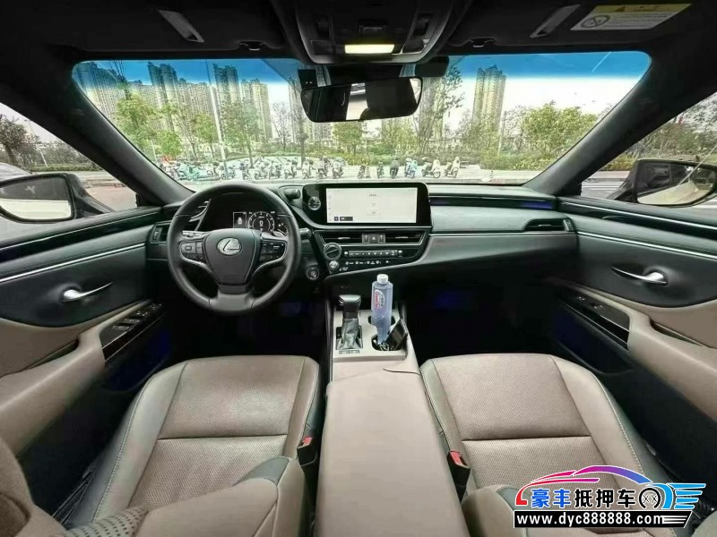 23年雷克萨斯ES轿车抵押车出售