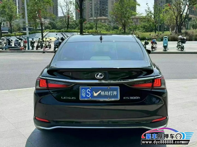 22年雷克萨斯ES轿车抵押车出售