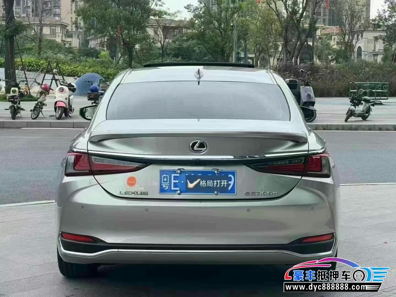 24年雷克萨斯ES轿车抵押车出售