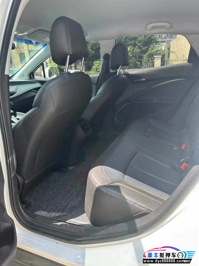 24年别克微蓝轿车抵押车出售