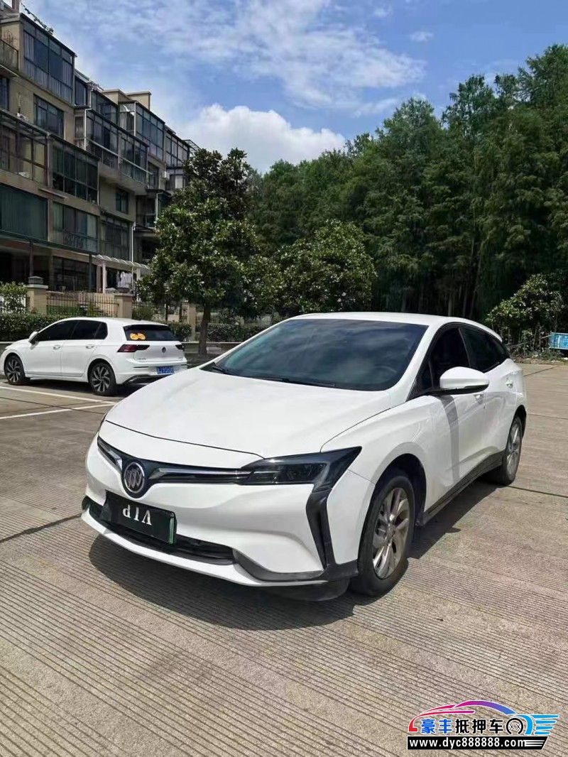 24年别克微蓝轿车抵押车出售