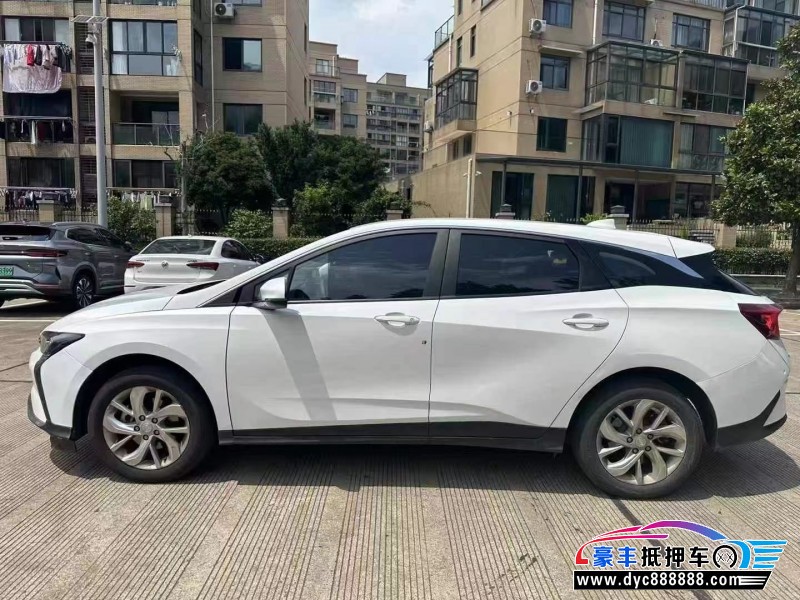 24年别克微蓝轿车抵押车出售