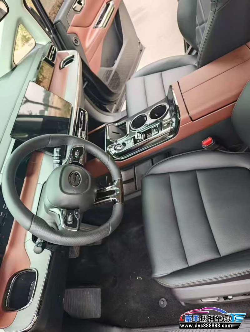 25年传祺e8MPV抵押车出售