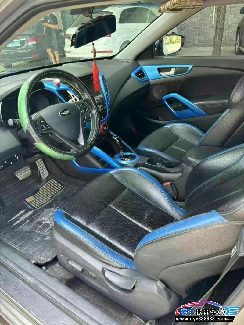 15年现代飞思轿车抵押车出售