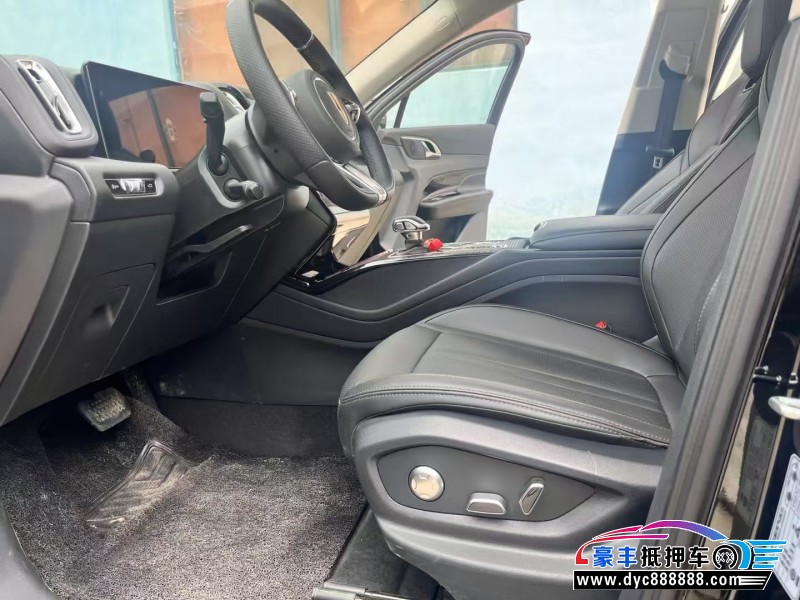 25年红旗HS3SUV抵押车出售