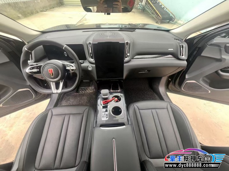 25年红旗HS3SUV抵押车出售