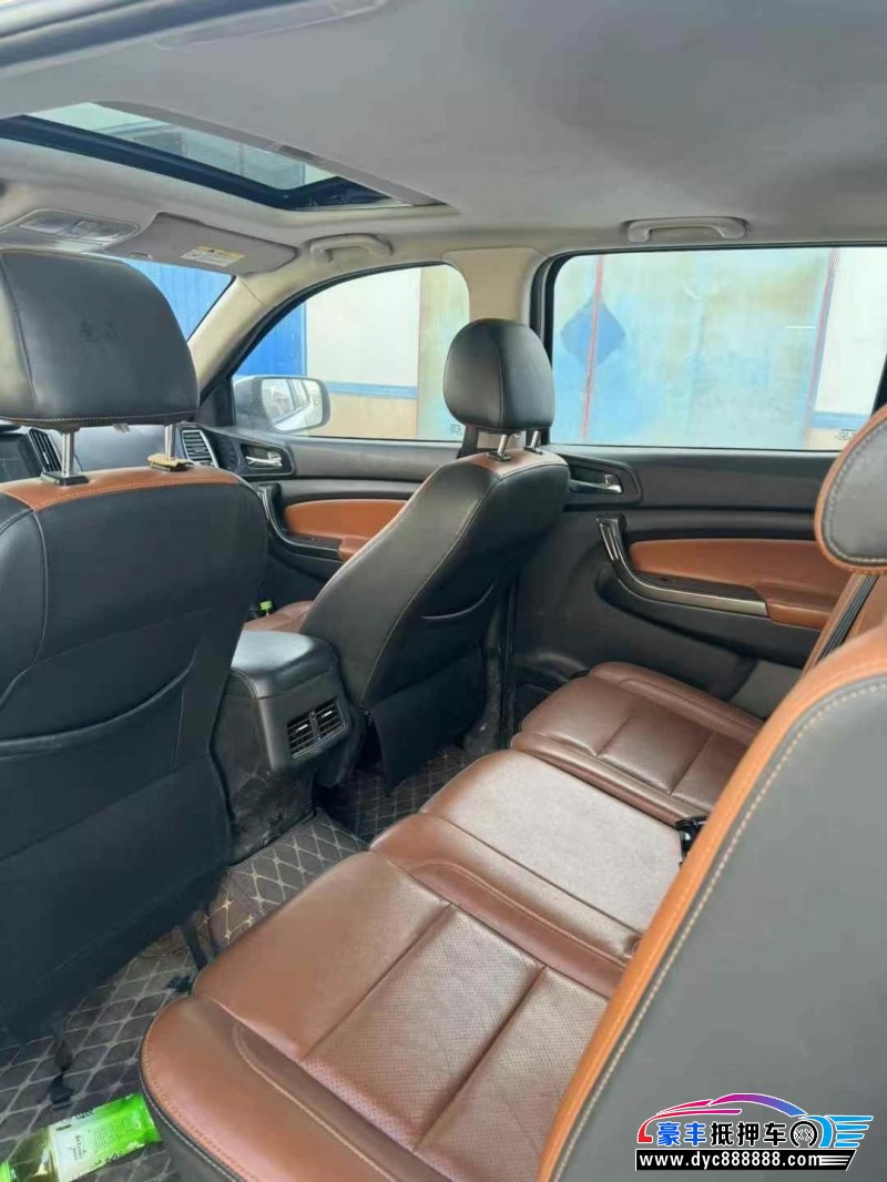 16年长安CX70轿车抵押车出售