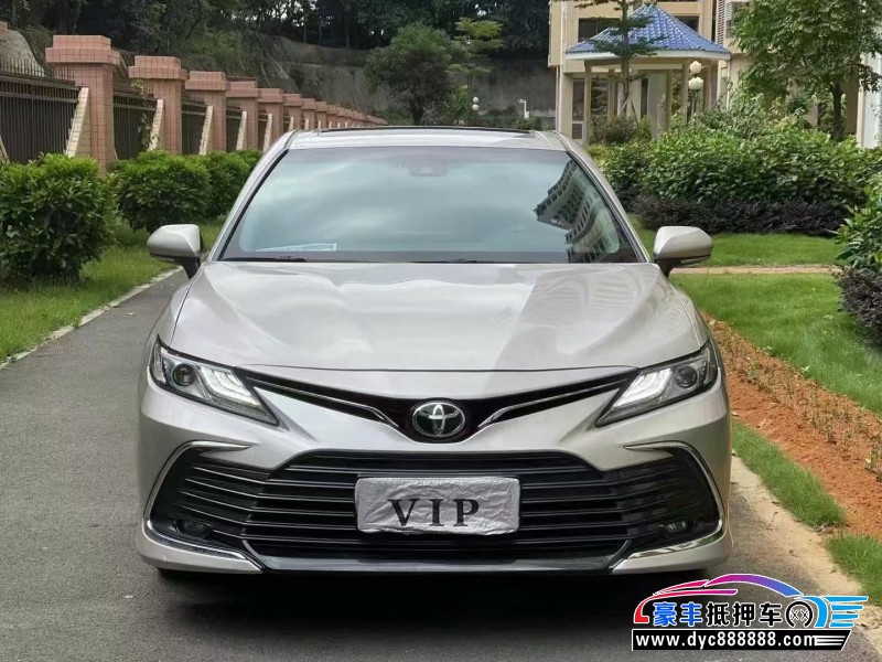 22年丰田凯美瑞轿车抵押车出售