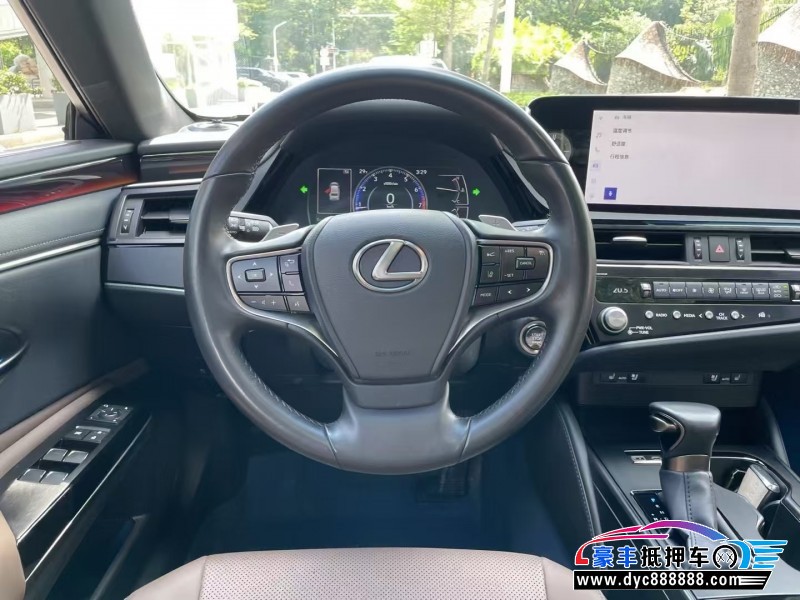 24年雷克萨斯ES轿车抵押车出售