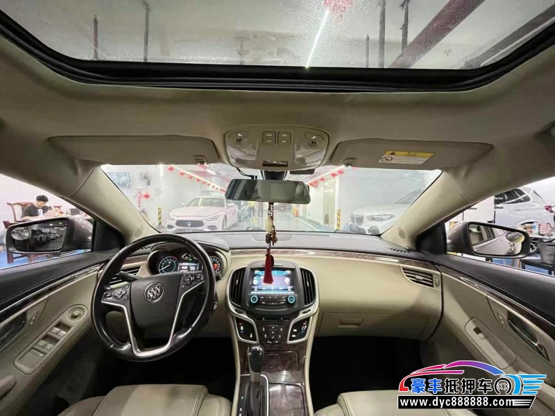 14年别克君越轿车抵押车出售