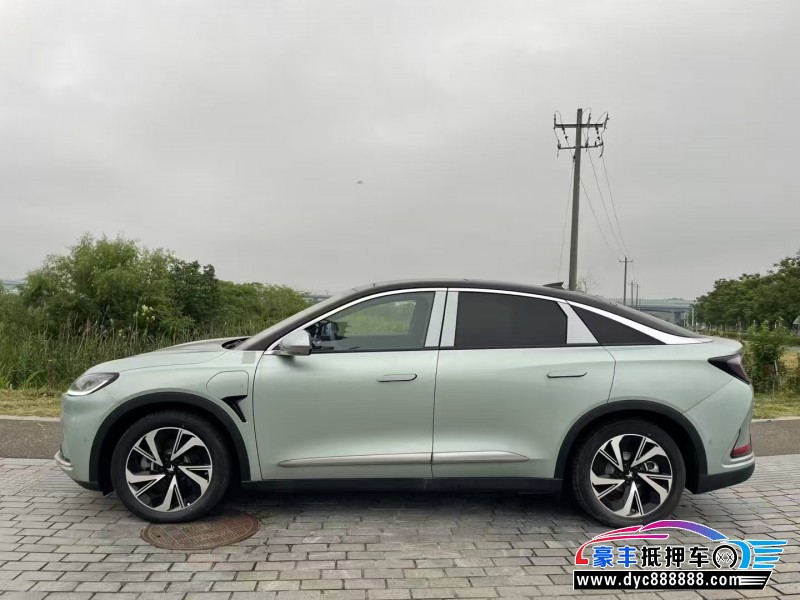 23年极狐阿尔法S轿车抵押车出售