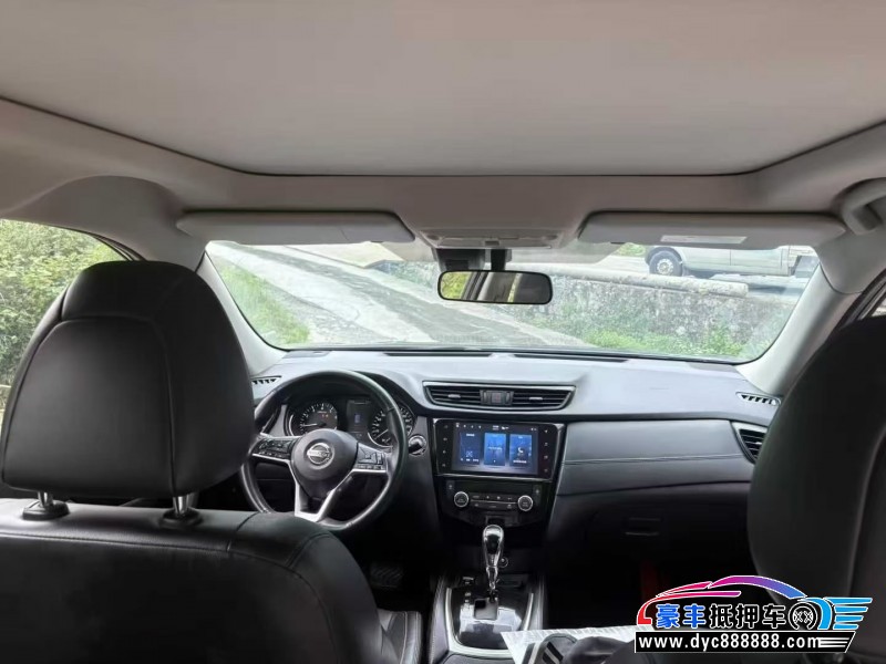 20年日产奇骏轿车抵押车出售