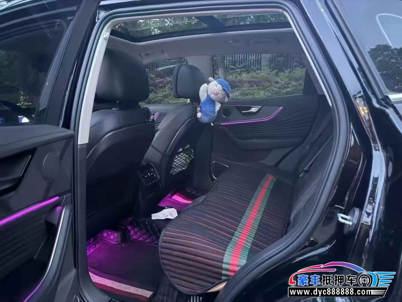 23年红旗HS5轿车抵押车出售