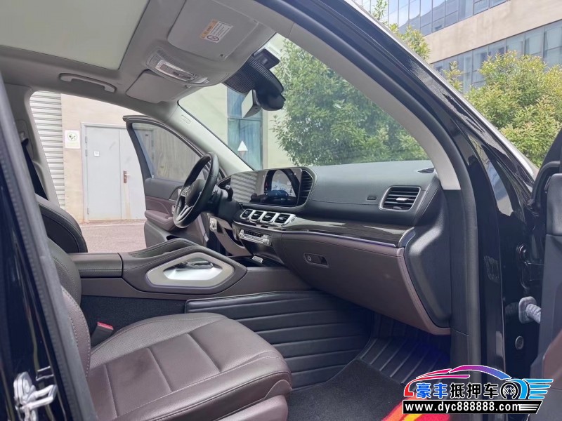 21年奔驰GLSSUV抵押车出售